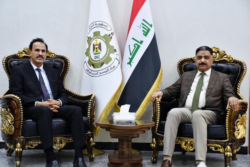رئيس هيأة التصنيع الحربي يستقبل النائب جواد عويز الغزالي