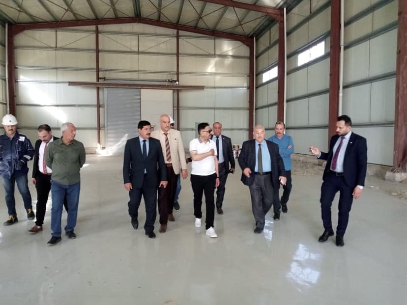 من أجل الوقوف على مراحل سير المشاريع التطويرية رئيس هيأة التصنيع الحربي يجري جولة ميدانية في مصنعي بدر وعقبة