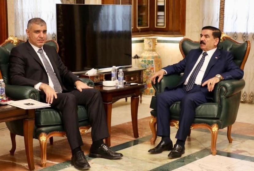 رئيس هياة التصنيع الحربي يبحث مع وزير الدفاع التعاون في مجال التسليح